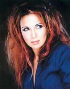 伊莲娜,探寻东方女性的独特魅力